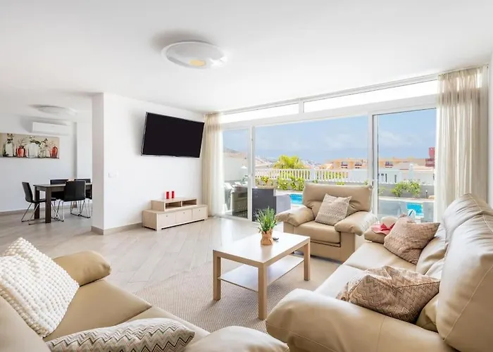 Stunning Mila In Madronal, Heated Pool * Адехе