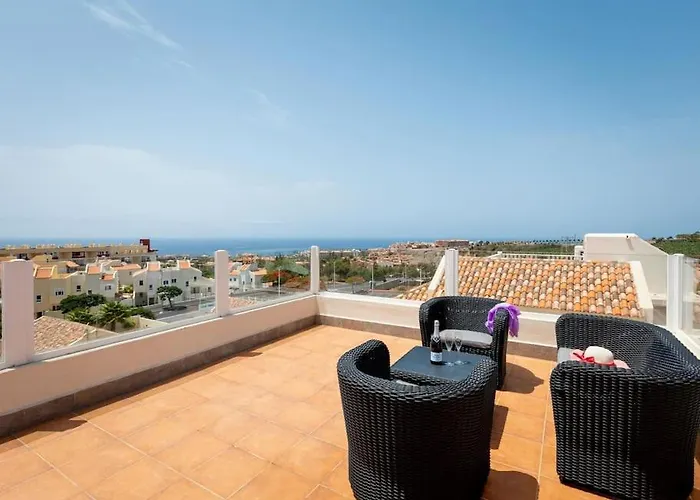 Stunning Mila In Madronal, Heated Pool Вілла Адехе