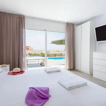 Stunning Mila In Madronal, Heated Pool *