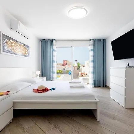 Stunning Mila In Madronal, Heated Pool * Costa Adeje (Tenerife)