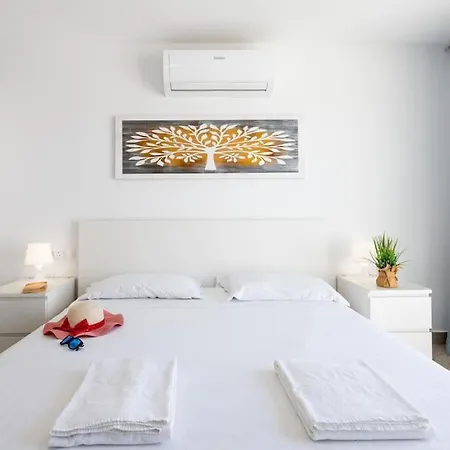 Stunning Mila In Madronal, Heated Pool Villa *