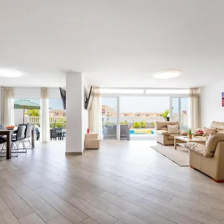 Stunning Mila In Madronal, Heated Pool *