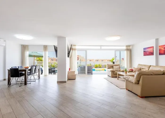 Stunning Mila In Madronal, Heated Pool *