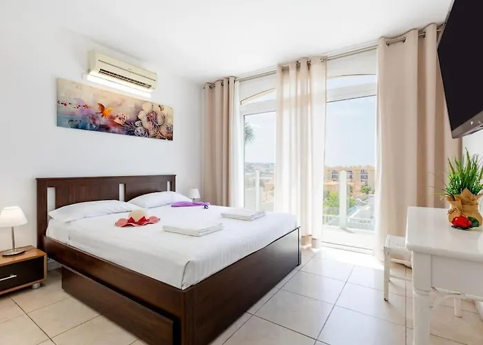 Stunning Mila In Madronal, Heated Pool Villa *